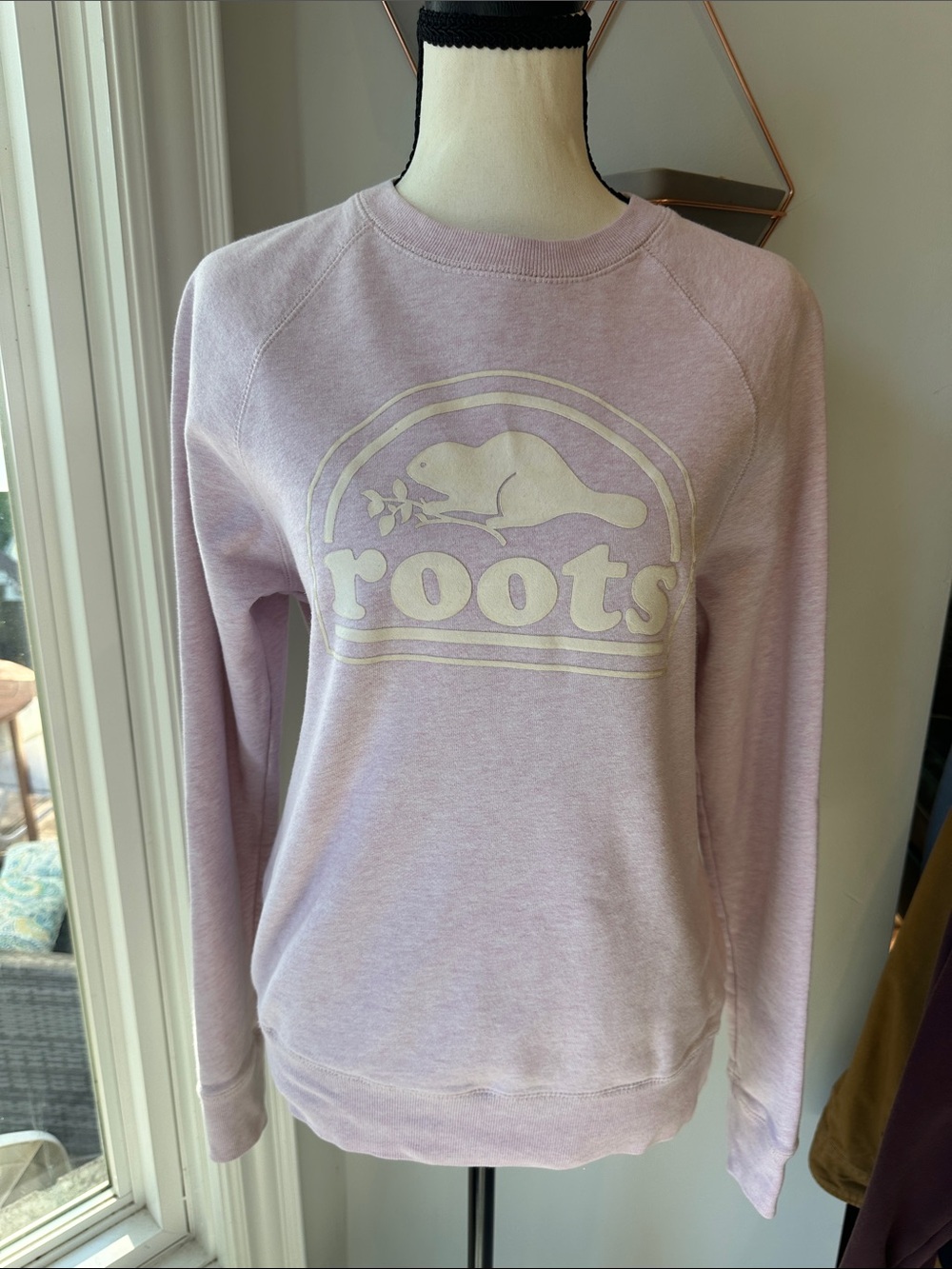 ROOTS Heather Pink White Lavender Crewneck Sweatshirt Sweater Size XS